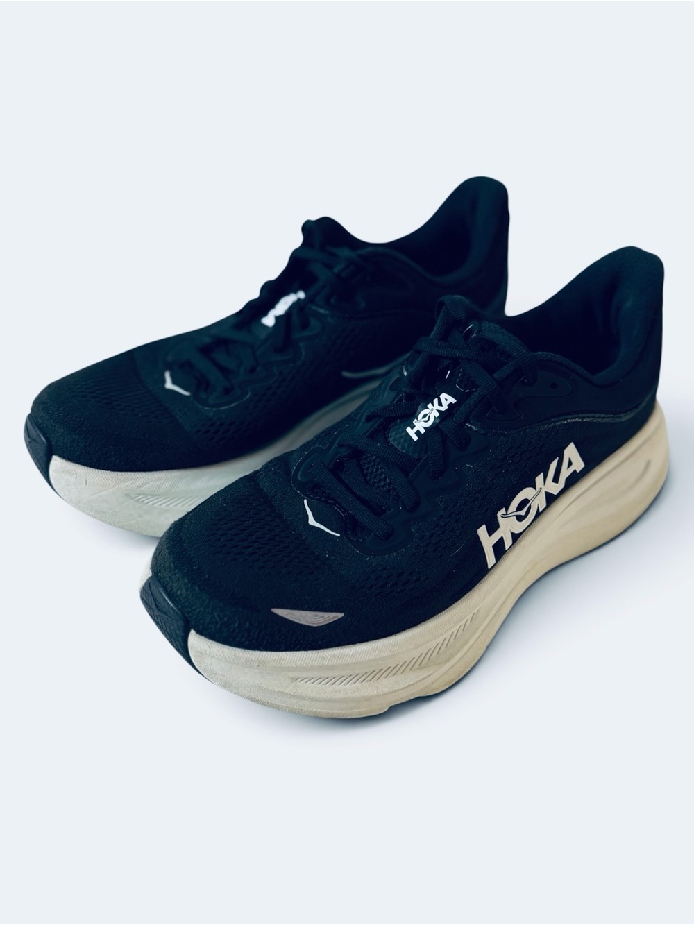 HOKA Bondi 9 Women’s Running Shoes Size 10B Black